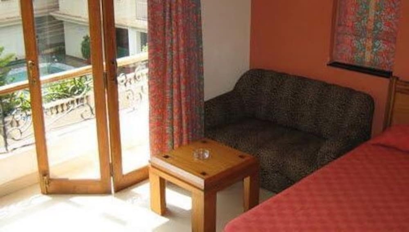 Imagen de la habitación del Hotel Renzo's Inn. Foto 8