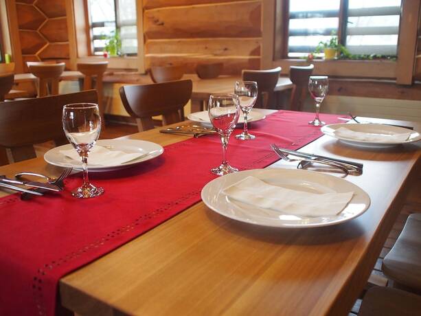 Imagen del bar/restaurante del Hotel Reposer Hakuba. Foto 15