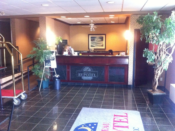 Imagen de los interiores del Hotel Repotel Aéroport Québec. Foto 13