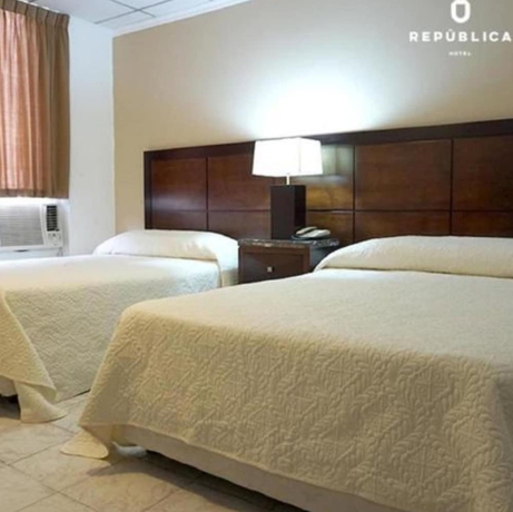 Imagen de la habitación del Hotel Rep&uacute;blica, Santa Ana. Foto 11