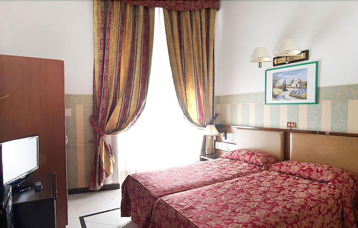 Imagen de la habitación del Hotel Repubblica. Foto 10