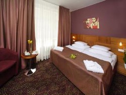 Imagen de la habitación del Hotel Republic Hotel. Foto 10