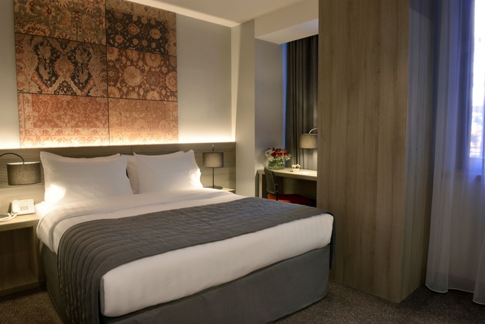 Imagen de la habitación del Hotel Republica Yerevan. Foto 5