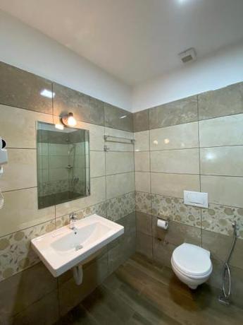 Imagen de la habitación del Hotel Republika Berat. Foto 11