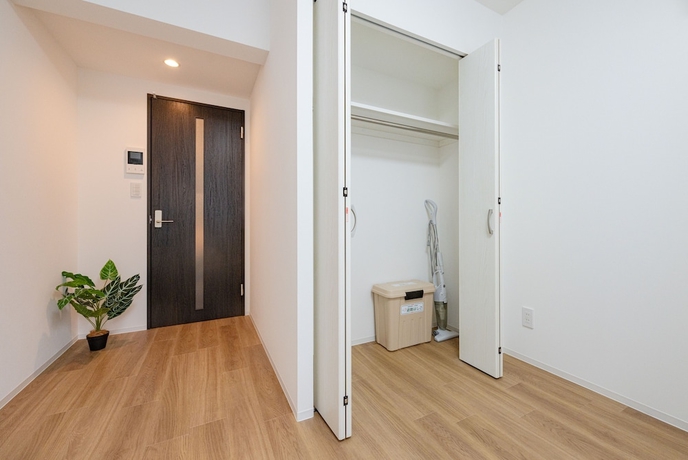 Imagen de la habitación del Hotel RepureOmori. Foto 9