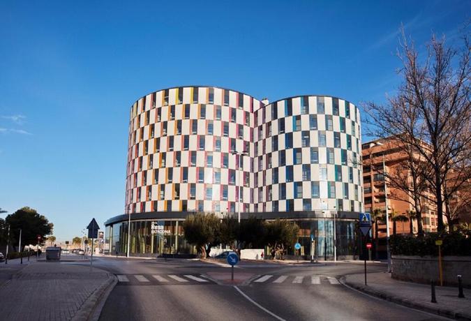 Imagen de los exteriores del Hotel Resa Patacona. Foto 16