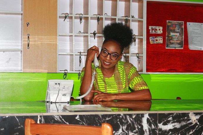 Imagen de los interiores del Hotel Resdon and Suites. Foto 16