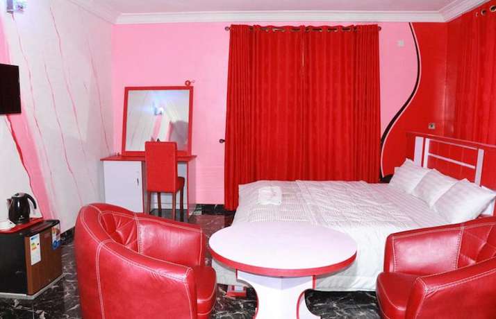 Imagen de la habitación del Hotel Resdon and Suites. Foto 12