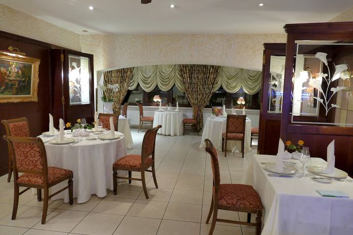 Imagen del bar/restaurante del Hotel Re\'serstuff. Foto 4