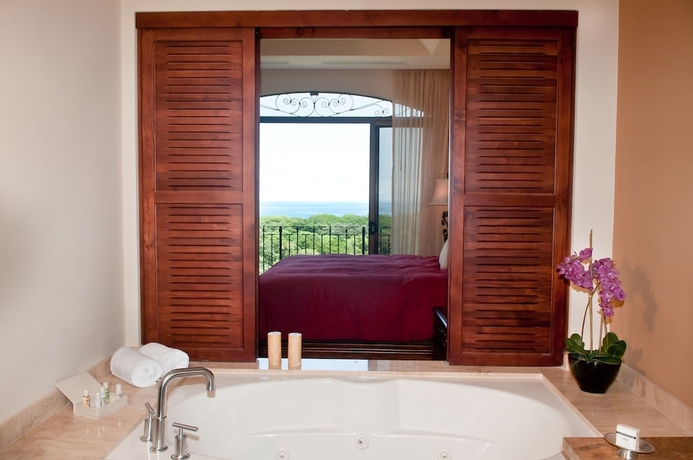 Imagen de la habitación del Hotel Reserva Conchal Resort - Jobo Complex. Foto 10