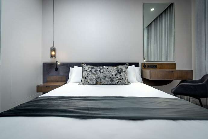 Imagen de la habitación del Hotel Reserved Suites Illovo. Foto 11
