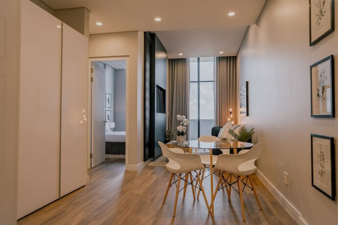 Imagen de la habitación del Hotel Reserved Suites Illovo. Foto 18