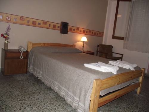 Imagen de la habitación del Hotel Resi San Bernardo. Foto 19