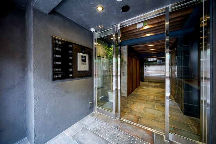 Imagen de los interiores del Hotel Resi Stay Tsubaki. Foto 35