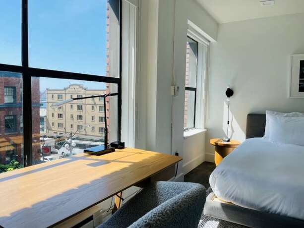 Imagen de la habitación del Hotel Reside Seattle Downtown, a Wyndham Residence. Foto 1