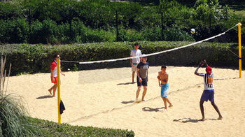 Imagen de la piscina del Hotel Residéal La Grande-motte. Foto 15