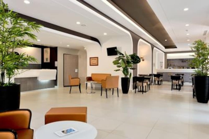 Imagen del bar/restaurante del Hotel Residéal Premium Cannes. Foto 3