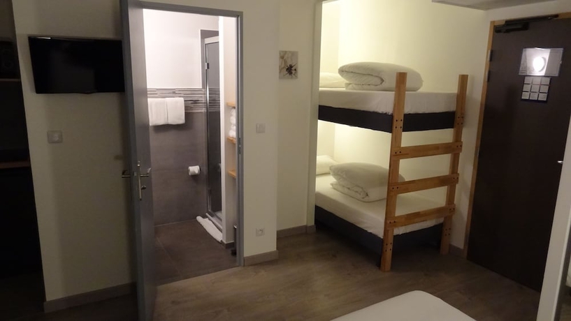 Imagen de la habitación del Hotel Residella House. Foto 7