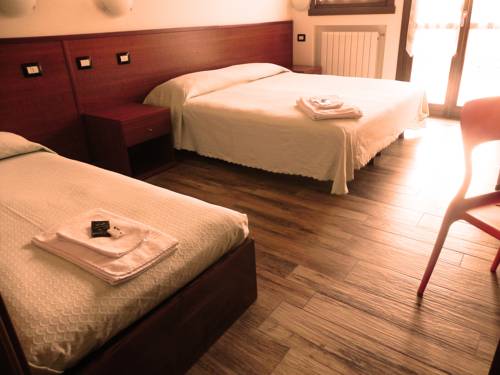 Imagen de la habitación del Hotel Residence Acero Rosso. Foto 12