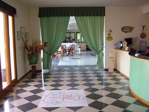 Imagen de los interiores del Hotel Residence Adria. Foto 5