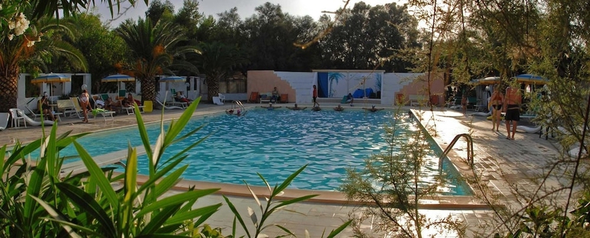 Imagen de la piscina del Hotel Residence Adria. Foto 10