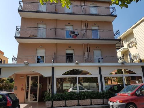 Imagen general del Hotel Residence Adriatico, Rimini. Foto 2