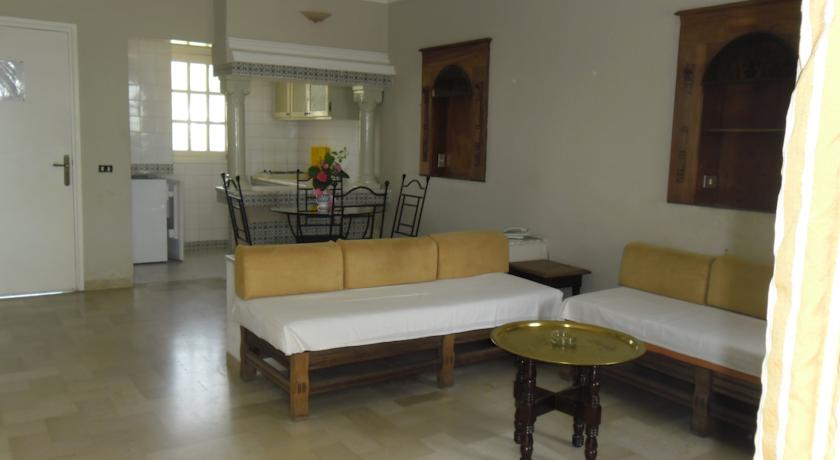 Imagen de los interiores del Hotel Residence Ain Meriem. Foto 9