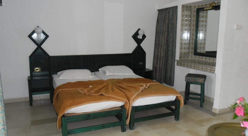 Imagen de la habitación del Hotel Residence Ain Meriem. Foto 4