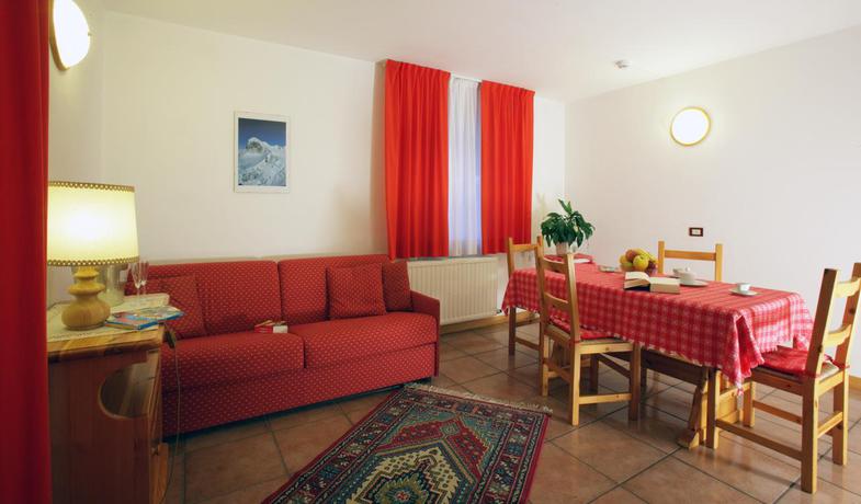 Imagen de la habitación del Hotel Residence Al Caminetto. Foto 6