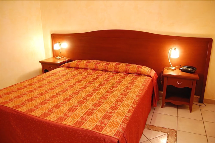 Imagen de la habitación del Hotel Residence Alberghiero Eolie. Foto 6