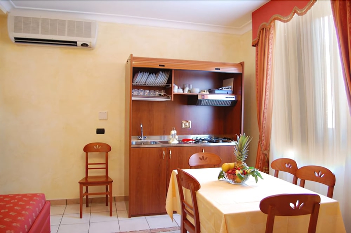 Imagen de la habitación del Hotel Residence Alberghiero Eolie. Foto 9