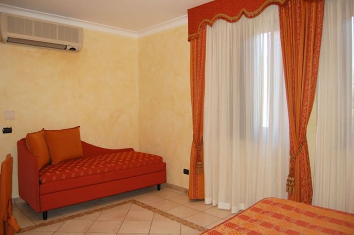 Imagen de la habitación del Hotel Residence Alberghiero Eolie. Foto 10