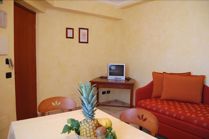 Imagen de la habitación del Hotel Residence Alberghiero Eolie. Foto 11
