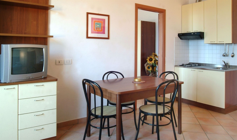 Imagen de la habitación del Hotel Residence Algarve. Foto 2