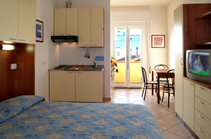 Imagen de la habitación del Hotel Residence Algarve. Foto 11