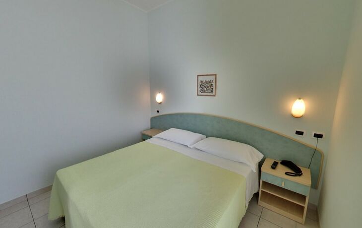 Imagen de la habitación del Hotel Residence Amalfi. Foto 21