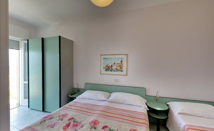 Imagen de la habitación del Hotel Residence Amalfi. Foto 27