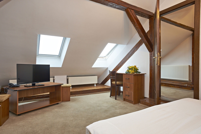 Imagen de la habitación del Hotel Residence Ambient. Foto 6