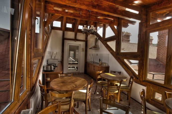 Imagen del bar/restaurante del Hotel Residence Ambient. Foto 4