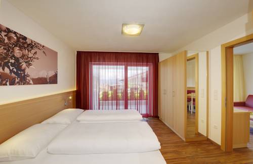 Imagen de la habitación del Hotel Residence Amelia. Foto 5