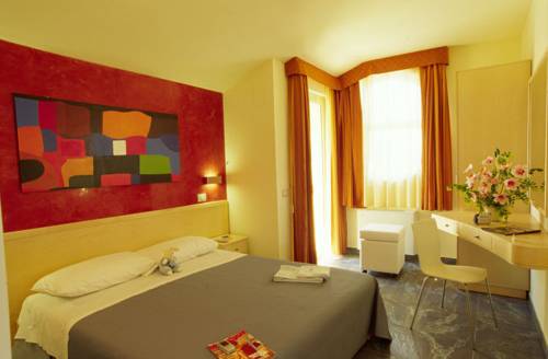 Imagen de la habitación del Hotel Residence Anchisemare, Alba Adri&aacute;tica. Foto 7