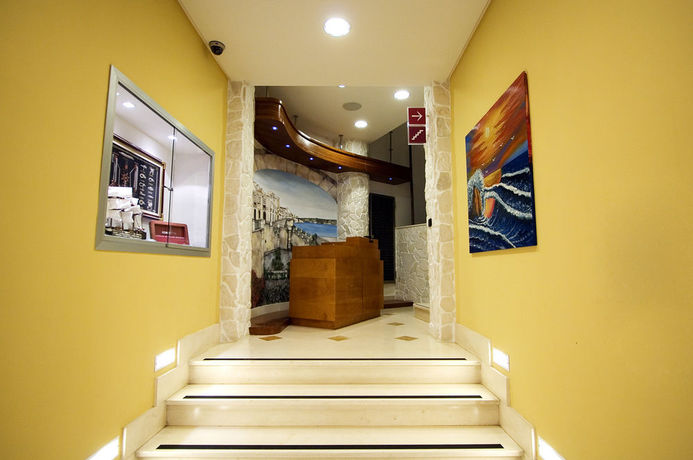 Imagen de los interiores del Hotel Residence Arco Antico. Foto 11