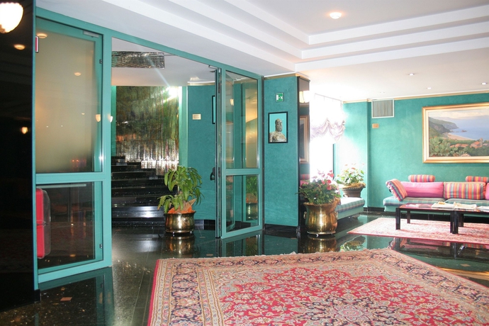 Imagen de los interiores del Hotel Residence Arcobaleno. Foto 8