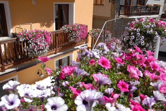 Imagen de los exteriores del Hotel Residence Au Vieux Grenier. Foto 9