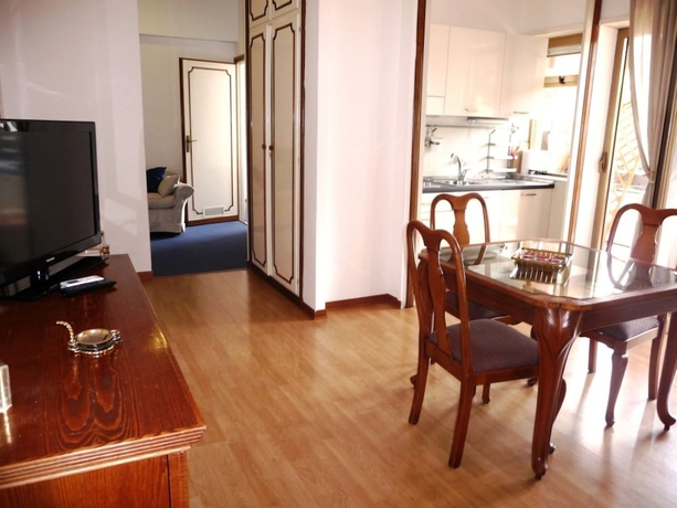 Imagen de la habitación del Hotel Residence Aurelia Antica. Foto 10