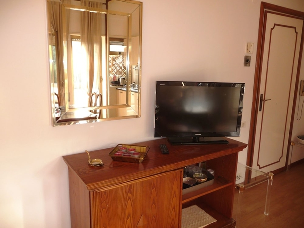 Imagen de la habitación del Hotel Residence Aurelia Antica. Foto 16