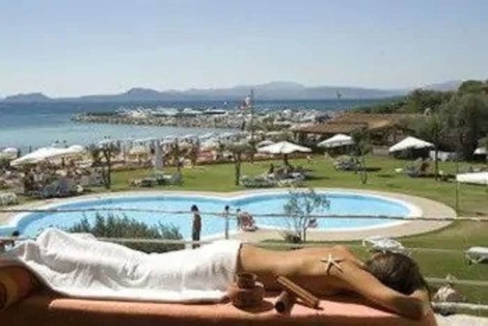 Imagen general del Hotel Residence Baia Caddinas. Foto 1