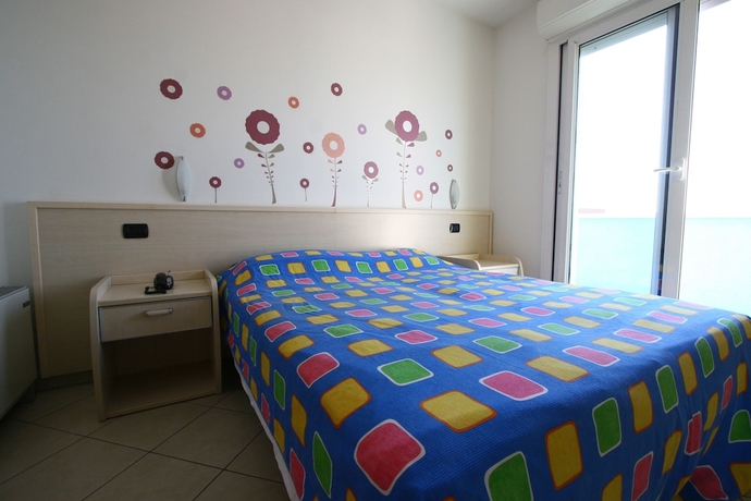 Imagen general del Hotel Residence Beach Paradise. Foto 1