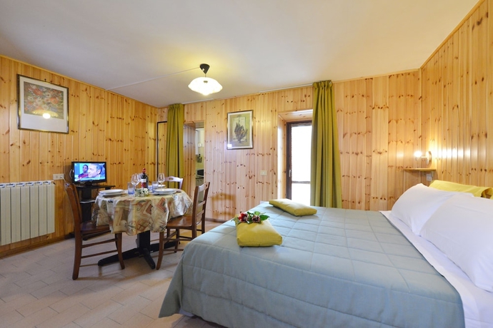Imagen de la habitación del Hotel Residence Bellevue, Antey-Saint-Andre. Foto 5