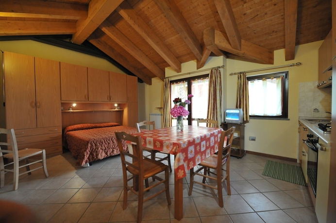 Imagen de la habitación del Hotel Residence Bellevue, Antey-Saint-Andre. Foto 8